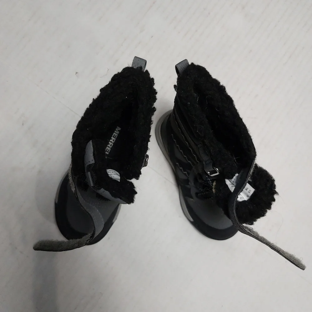 Merrell Baby boy Winter Snow Boots Size 7M Black Gray Faux Fur